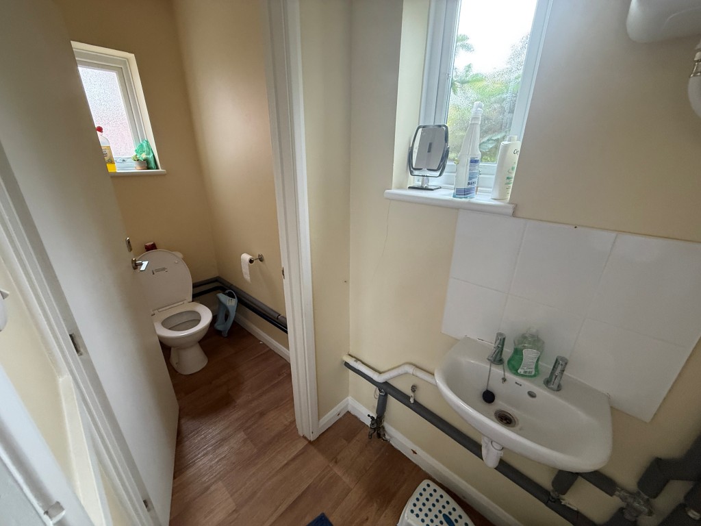 Lot: 57 - DETACHED FORMER CHURCH WITH POTENTIAL - WC